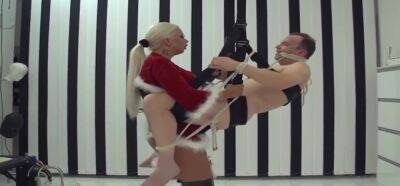 Mistress gives Slave a Christmas Bonus - videotxxx.com